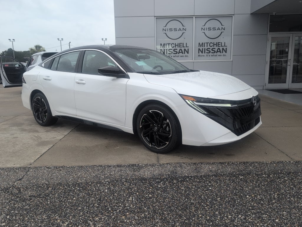 2026 Nissan Sentra SR in Aspen White Tricoat/Super Black — front three-quarter view