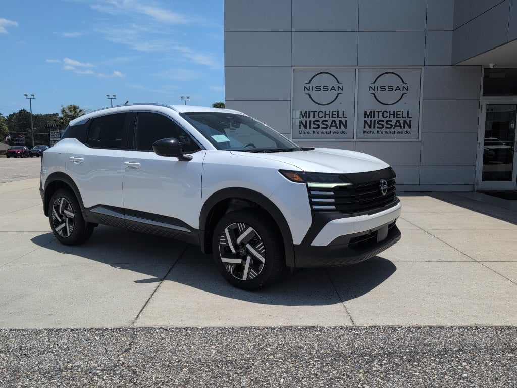 2026 Nissan Kicks SV in Aspen White Tricoat — front three-quarter view
